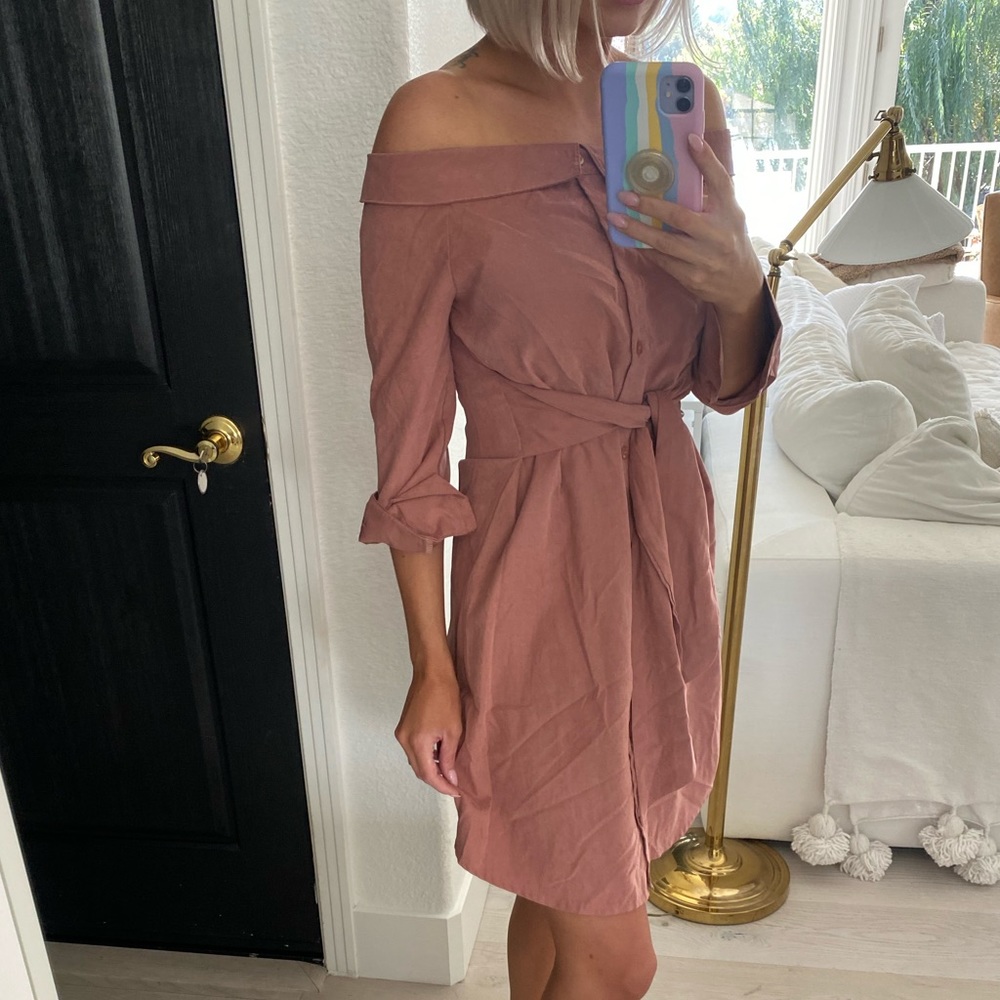Off the shoulder shirt dress with tie